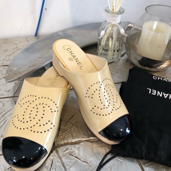 Chanel Sandals - Picture 6 of 8